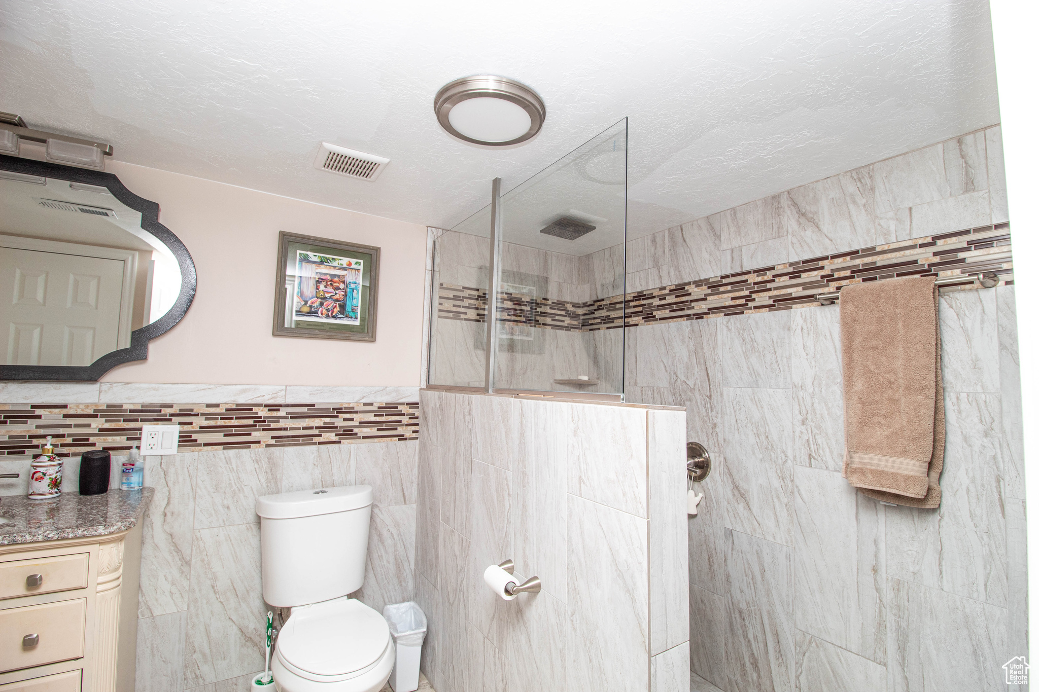 EMERALD HEIGHTS - Residential