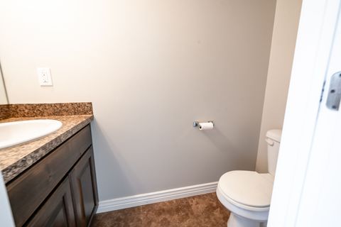 Tiny photo for 3164 N PEREGRINE WAY, Layton, UT 84040 (MLS # 2148609)