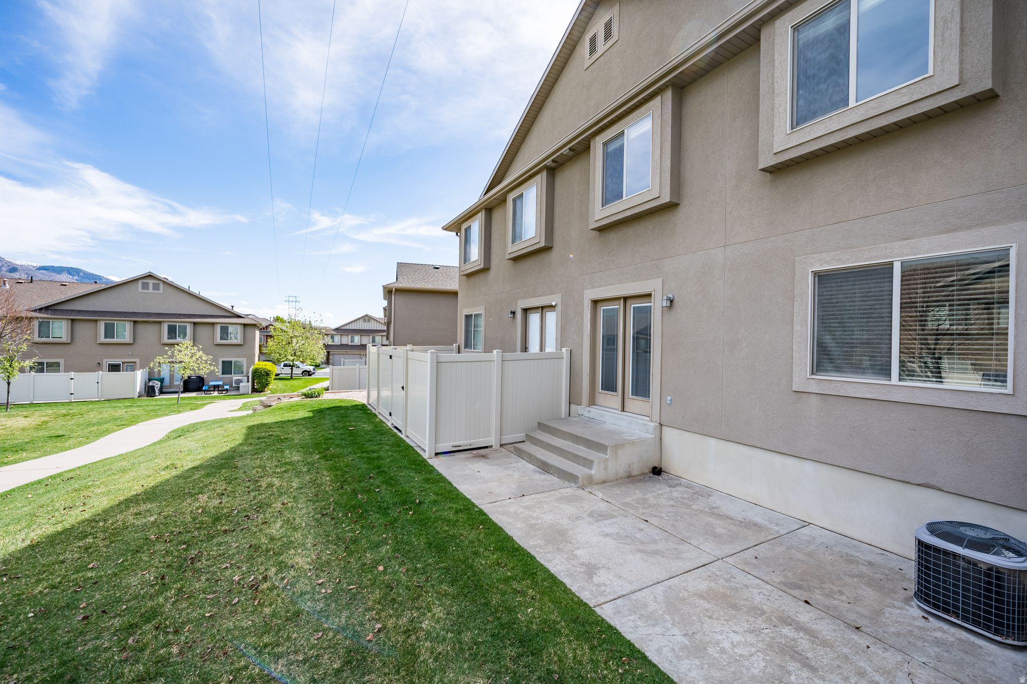 GREYHAWK TOWNHOMES S - Residential