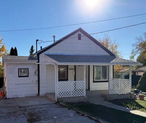 Photo of 384 E 300 WAY S, Pleasant Grove, UT 84062 (MLS # 2125717)