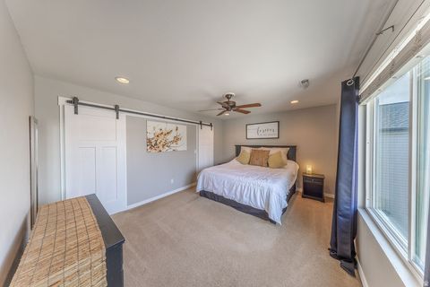 Tiny photo for 1877 S 725 E, Clearfield, UT 84015 (MLS # 2140318)