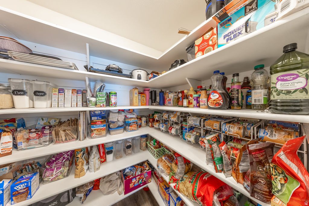 FOX HOLLOW - Residential