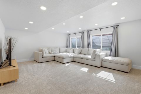 Tiny photo for 71 N MORNING VIEW DR W, Saratoga Springs, UT 84045 (MLS # 2158577)