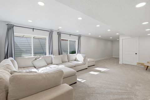 Tiny photo for 71 N MORNING VIEW DR W, Saratoga Springs, UT 84045 (MLS # 2158577)
