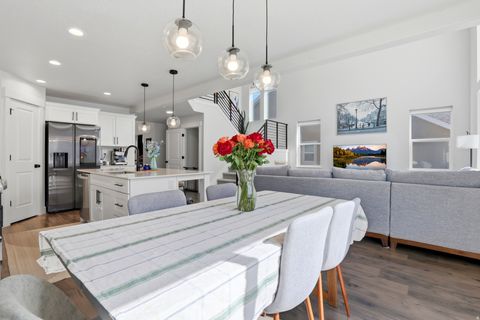 Tiny photo for 71 N MORNING VIEW DR W, Saratoga Springs, UT 84045 (MLS # 2158577)