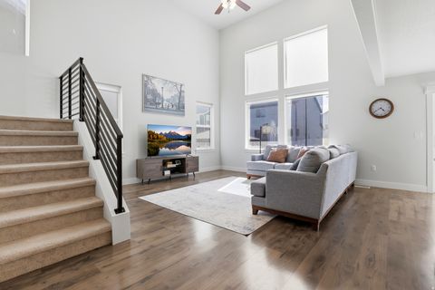 Tiny photo for 71 N MORNING VIEW DR W, Saratoga Springs, UT 84045 (MLS # 2158577)