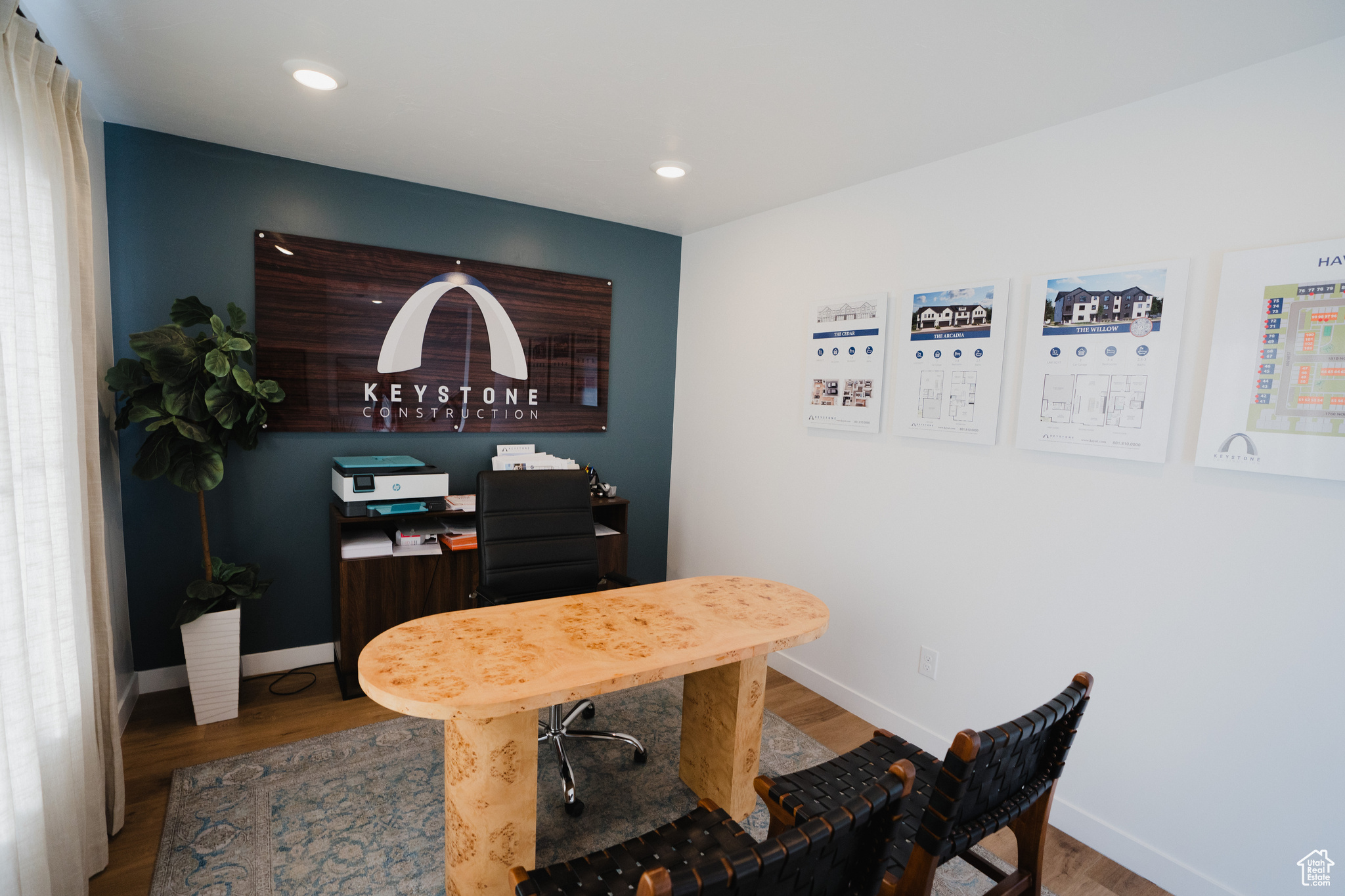 HAVEN OAKS - Residential