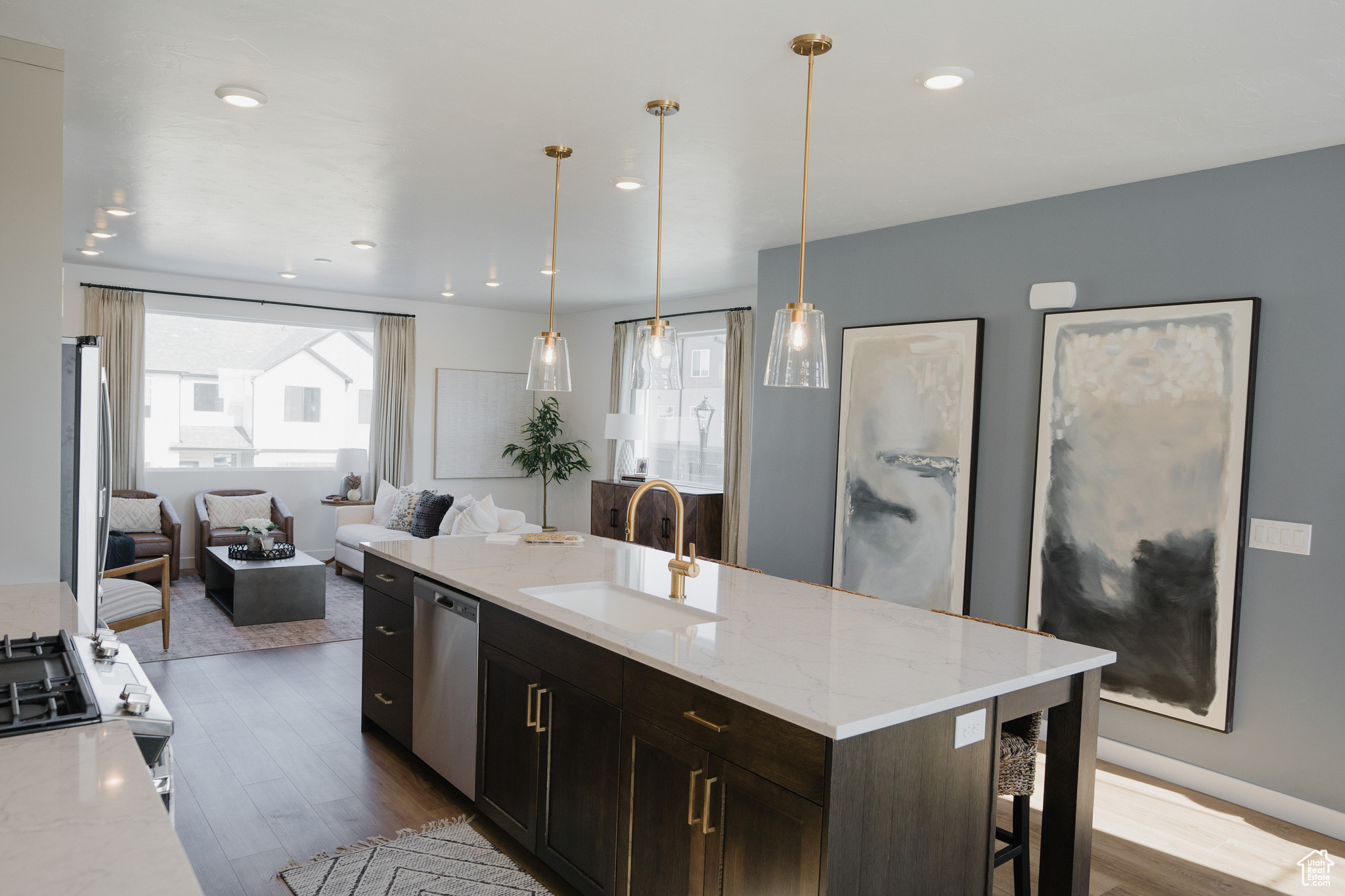 HAVEN OAKS - Residential