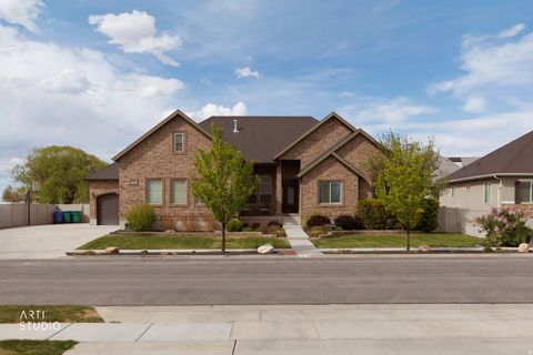 Photo of 2238 W 600 N, Lehi, UT 84043 (MLS # 2150307) Photo of 2238 W 600 N, Lehi, UT 84043 (MLS # 2150307)