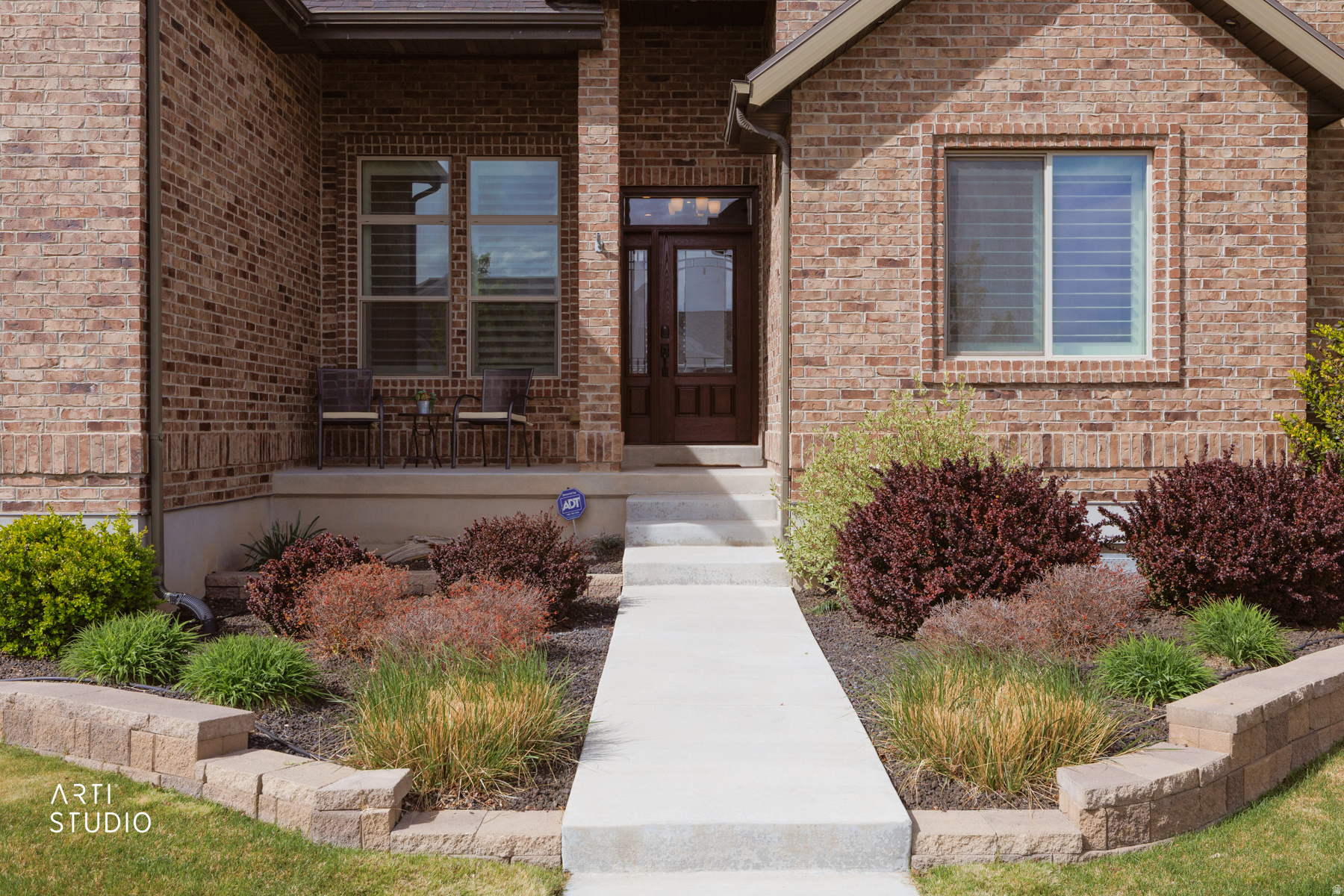 IRON FLATS - Residential