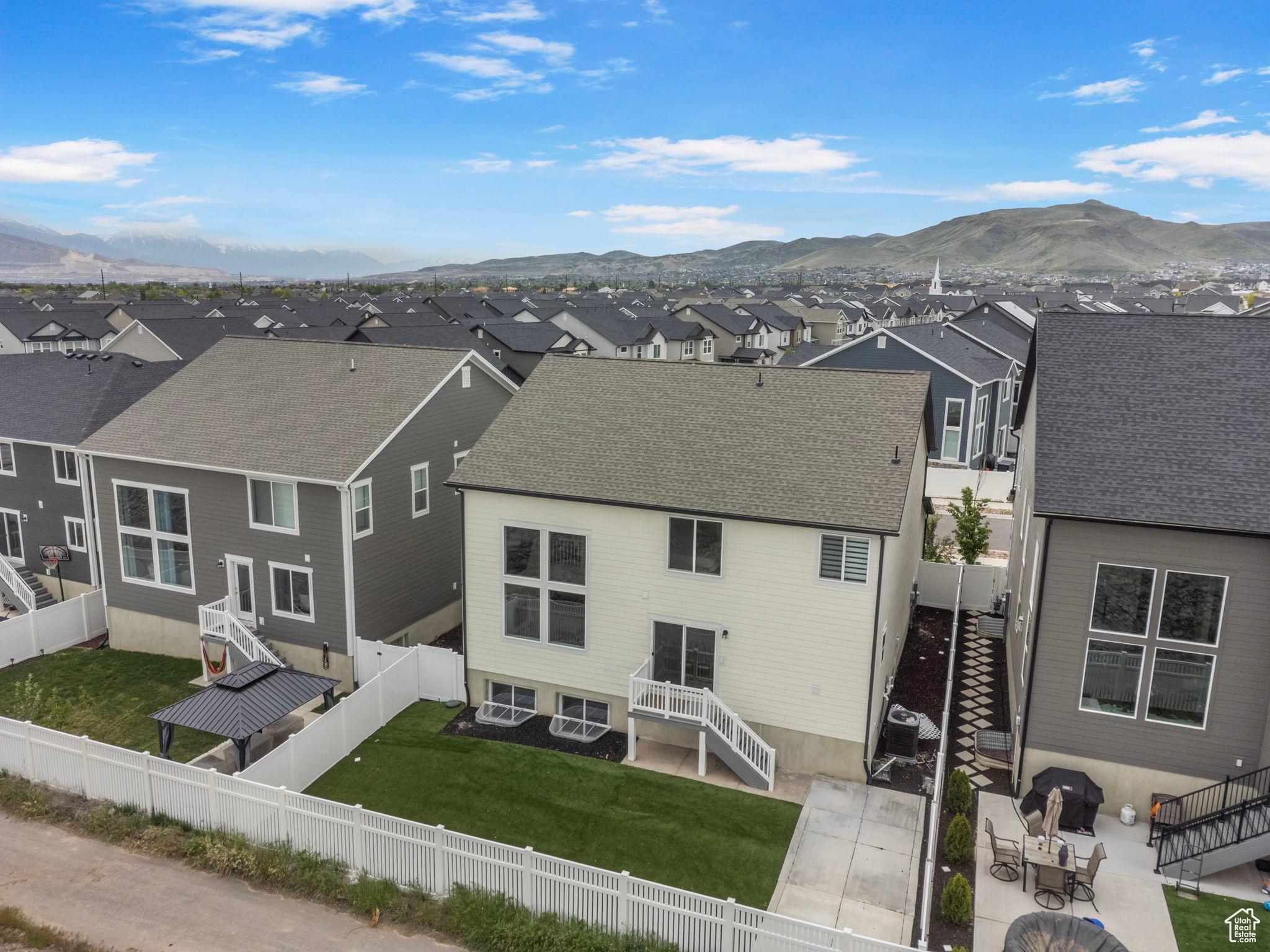 COPPER FIELDS - Residential