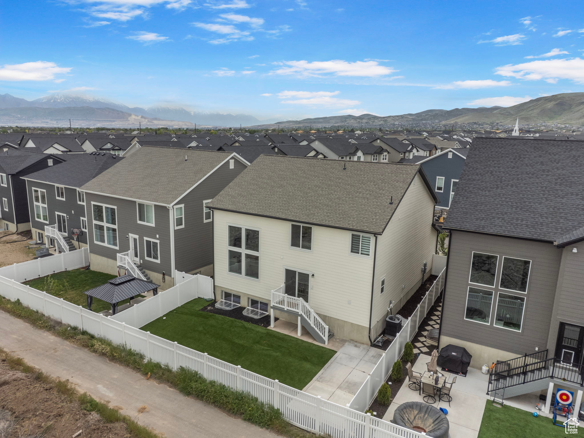 COPPER FIELDS - Residential