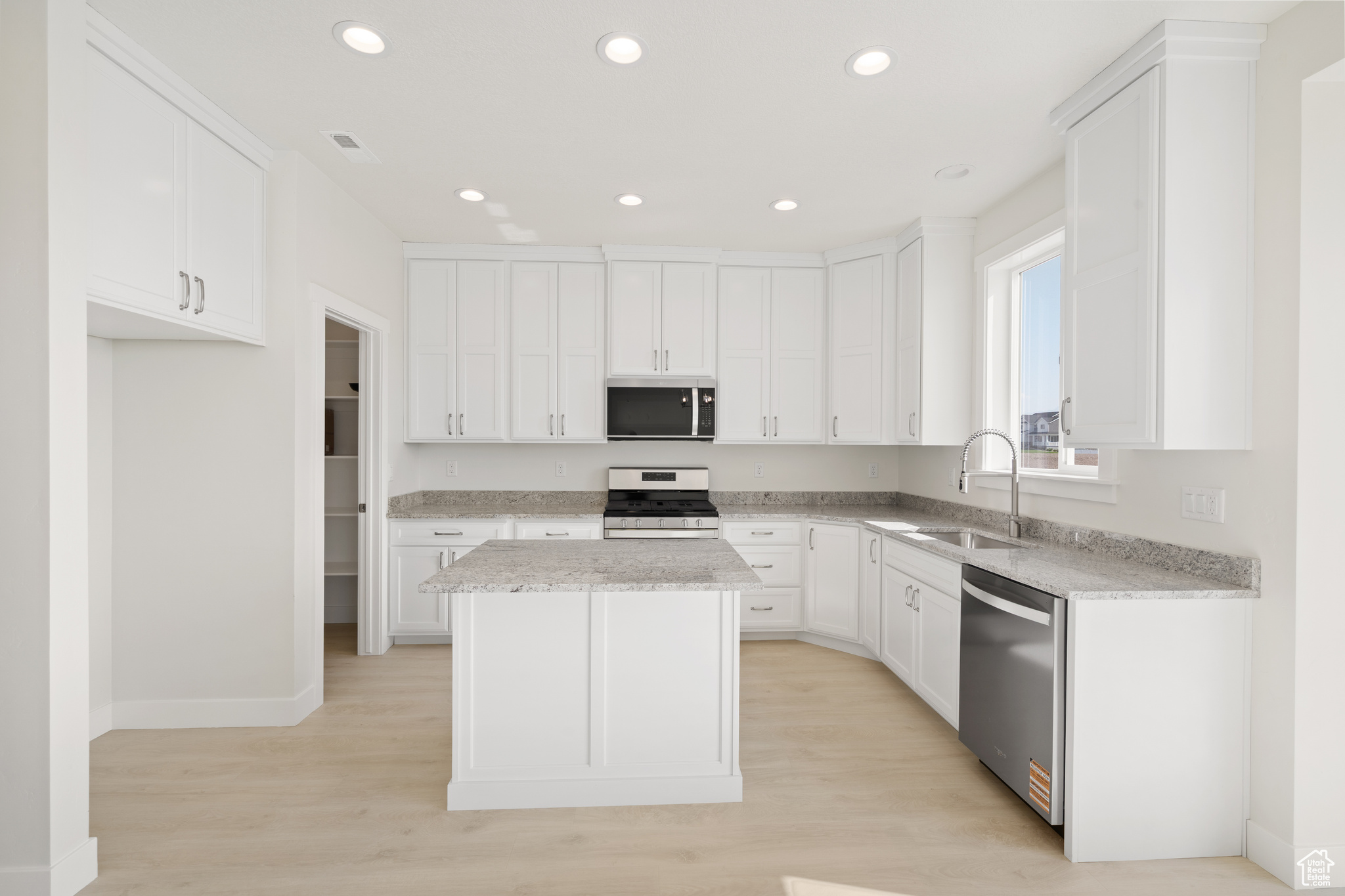 SPRING RUN - Residential