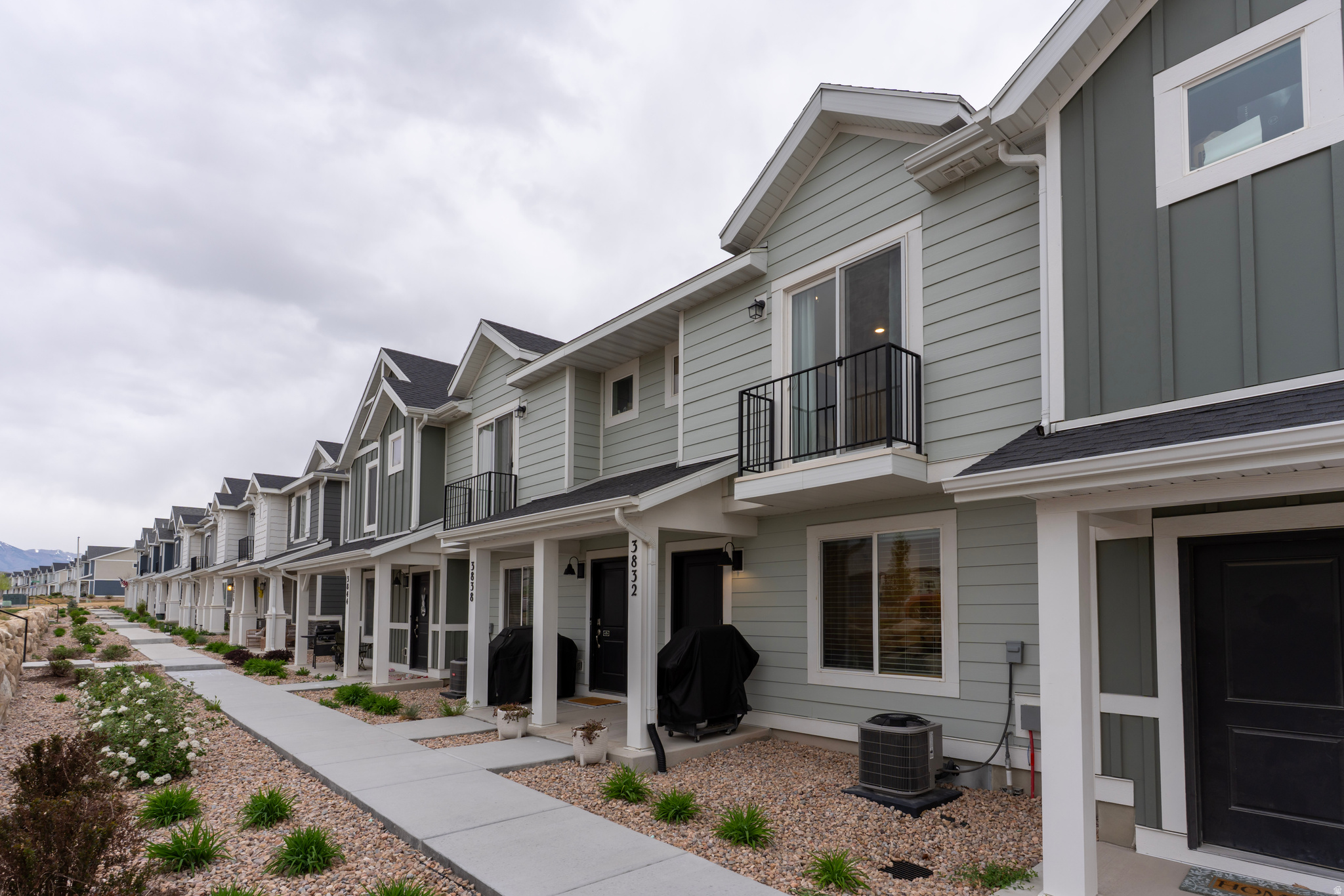 SPRING RANCH - Residential