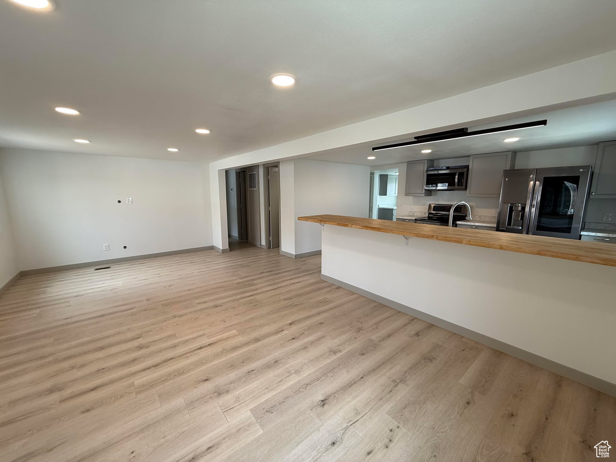 406 Spruce St, Helper, Utah image 4