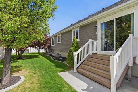 Tiny photo for 416 W 2070 N, Lehi, UT 84043 (MLS # 2150435)