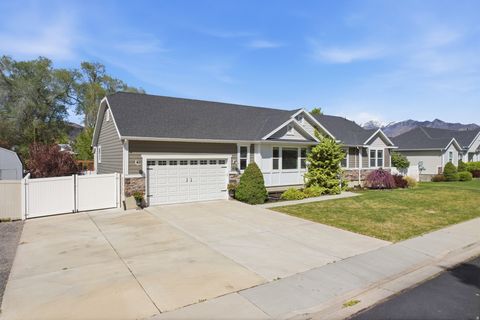Tiny photo for 416 W 2070 N, Lehi, UT 84043 (MLS # 2150435)