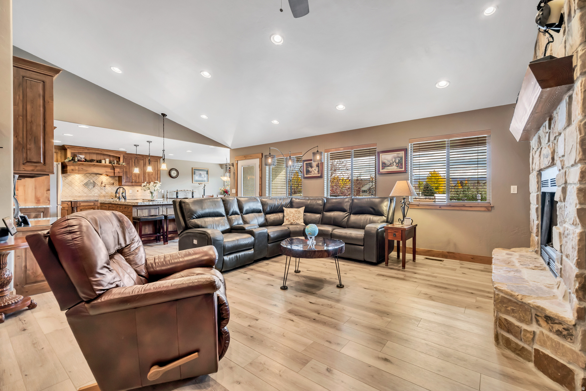 WILD WILLOW - Residential