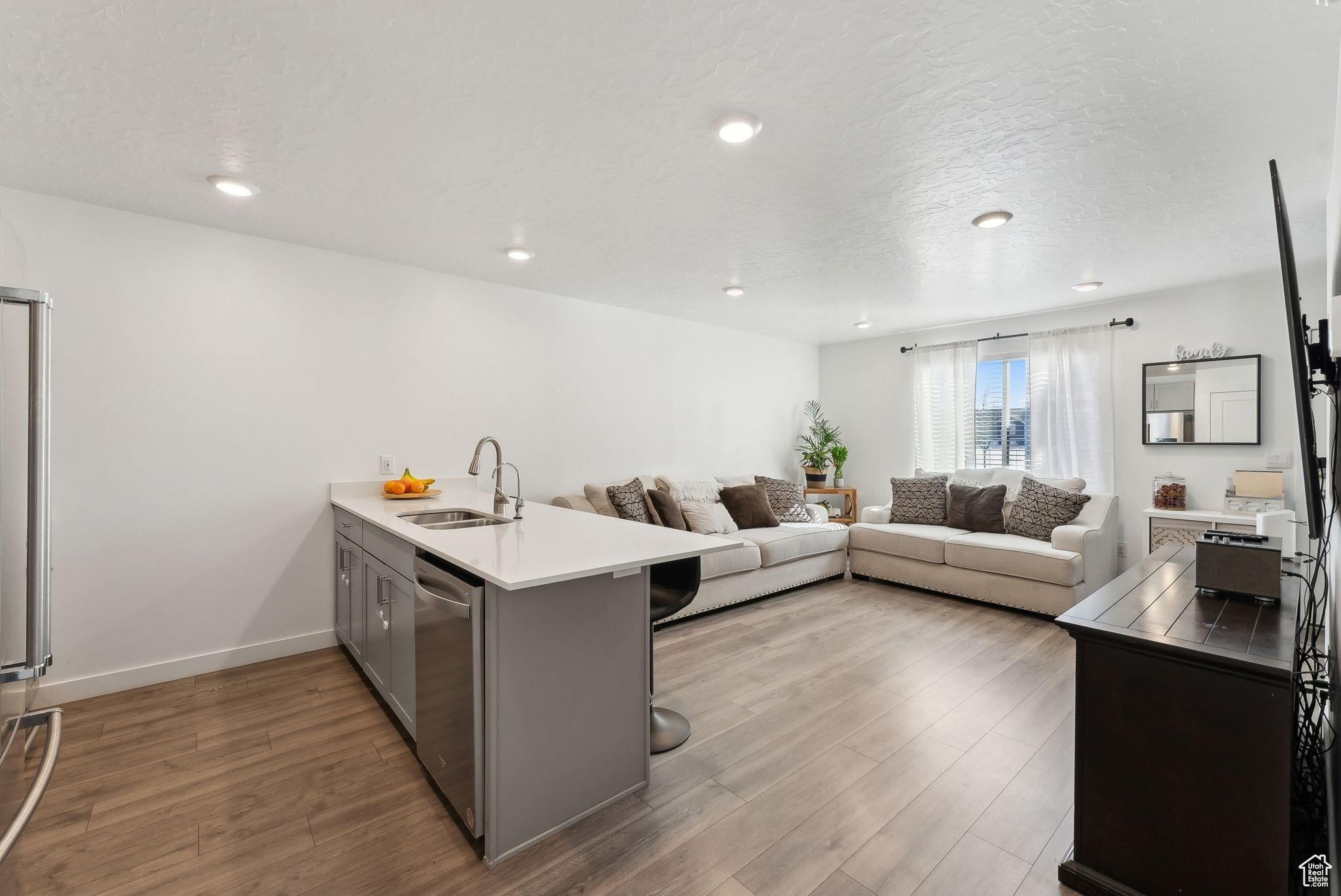 1099 E Quarterdeck Way, Saratoga Springs, Utah image 5