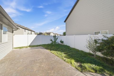 Tiny photo for 371 N STAMFORD DR W, North Salt Lake, UT 84054 (MLS # 2158355)