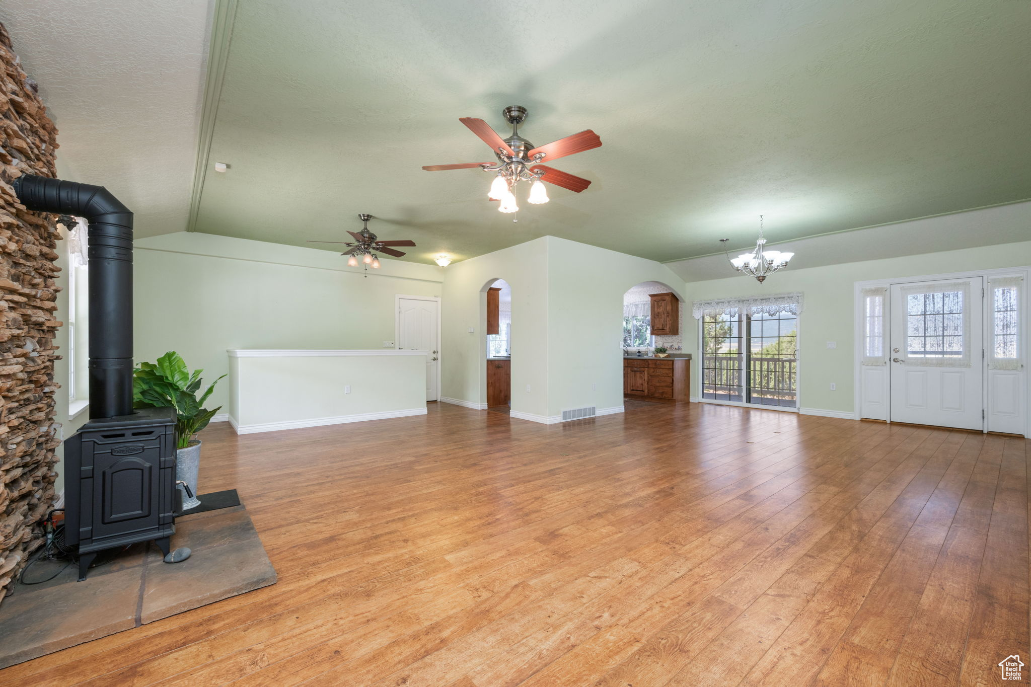 KANARRA KOVE TOO SUBDIVISION - Residential