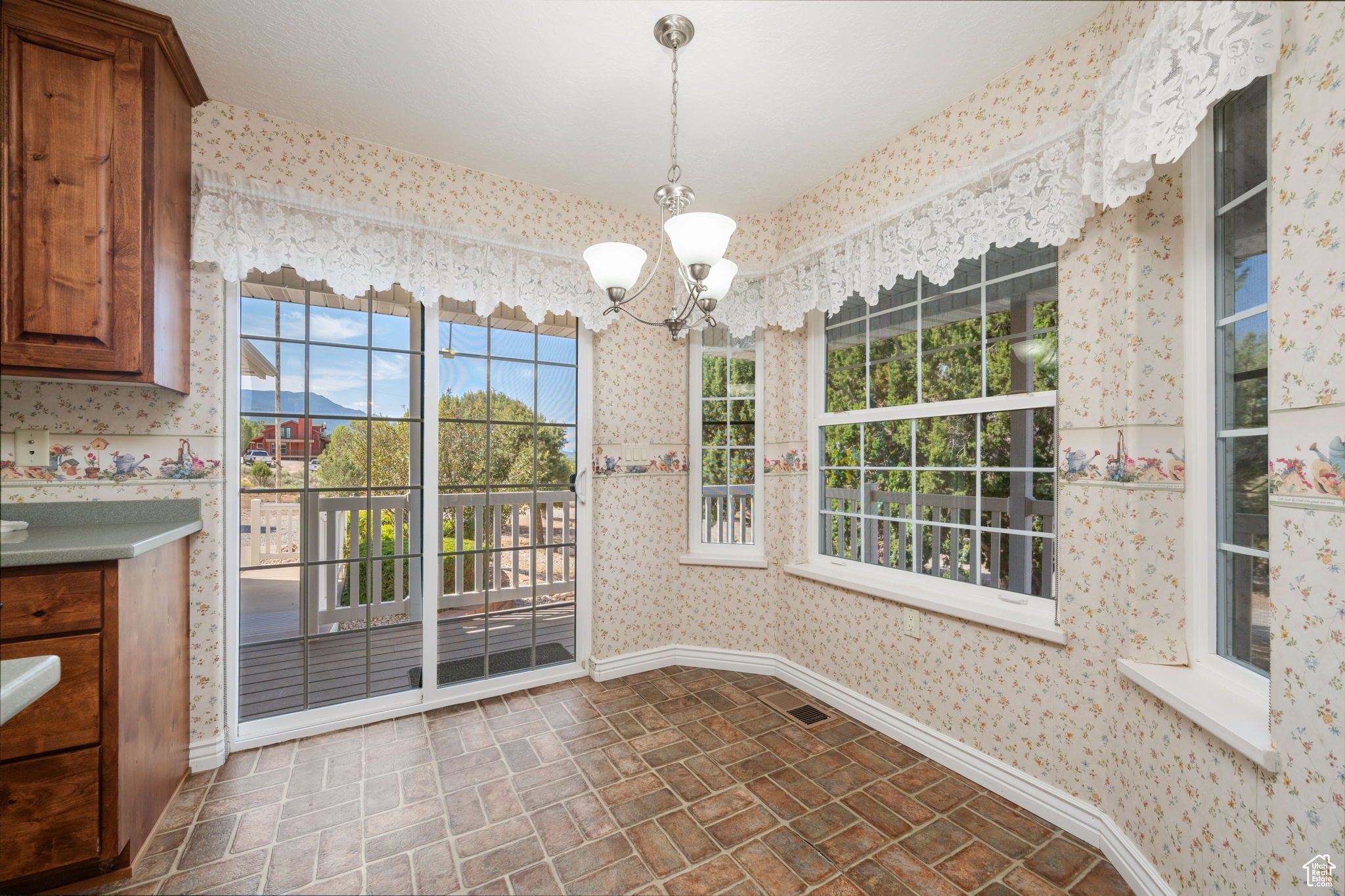 KANARRA KOVE TOO SUBDIVISION - Residential