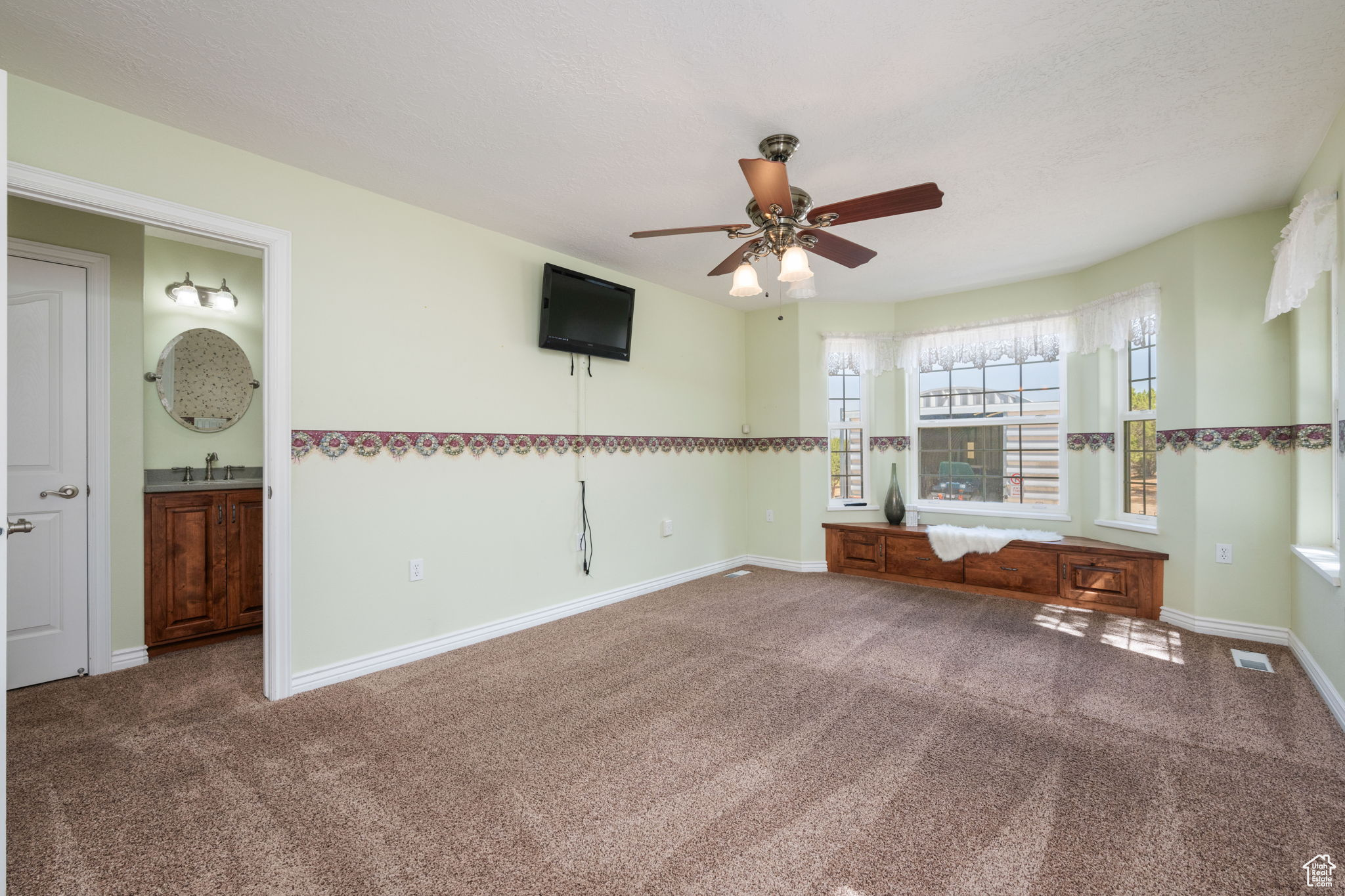 KANARRA KOVE TOO SUBDIVISION - Residential