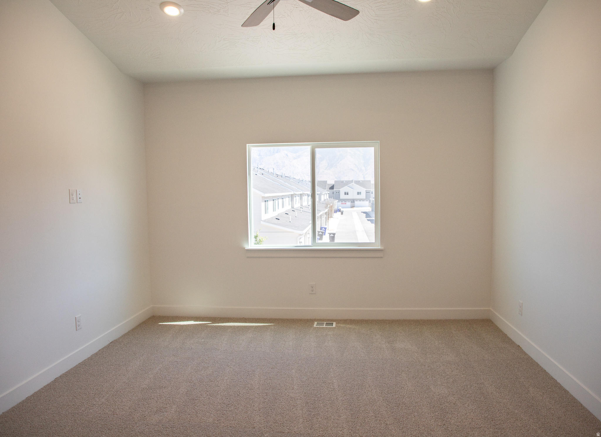 MEADOW CREEK RIDGE - Residential