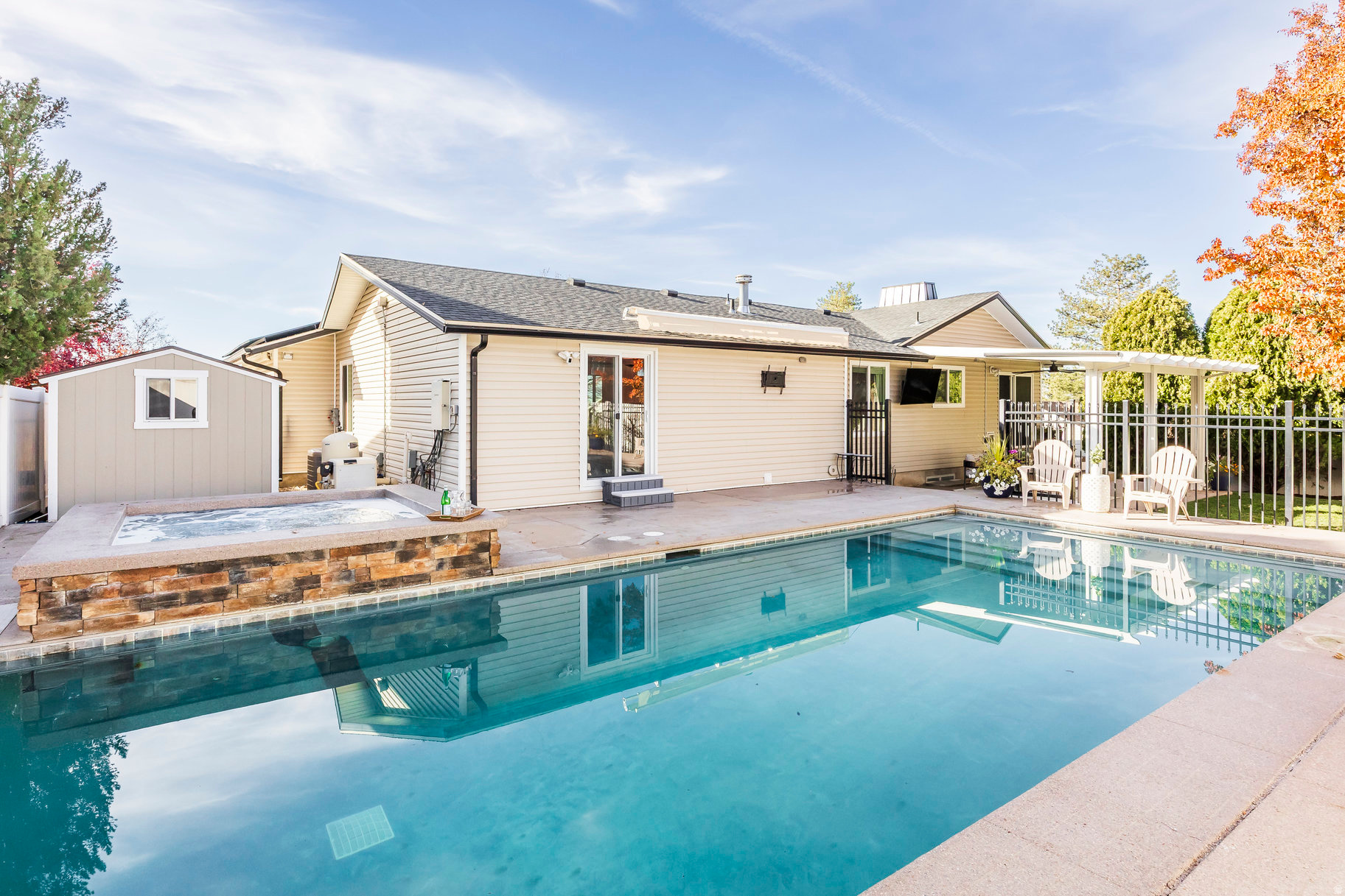 SILVER MOUNTAIN - Residential