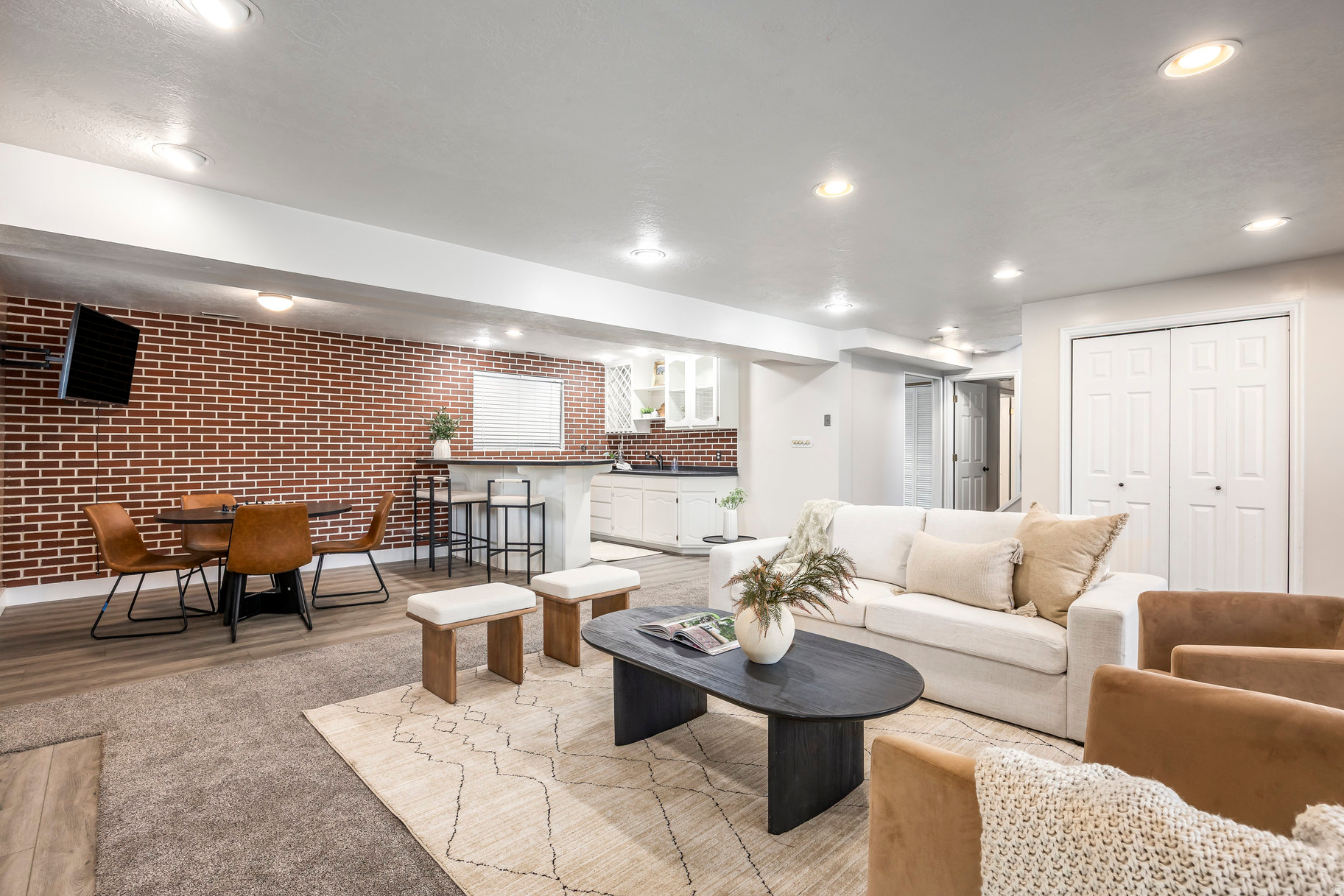 SILVER MOUNTAIN - Residential