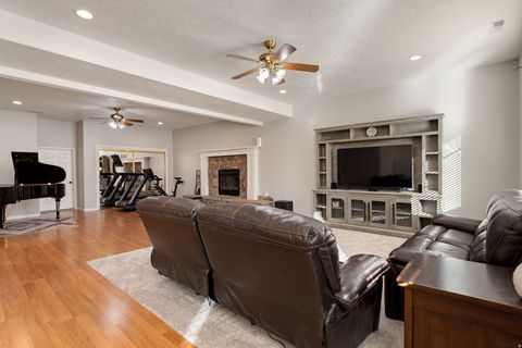 Tiny photo for 2113 W 525 S, Cedar City, UT 84720 (MLS # 2126992)