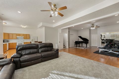 Tiny photo for 2113 W 525 S, Cedar City, UT 84720 (MLS # 2126992)