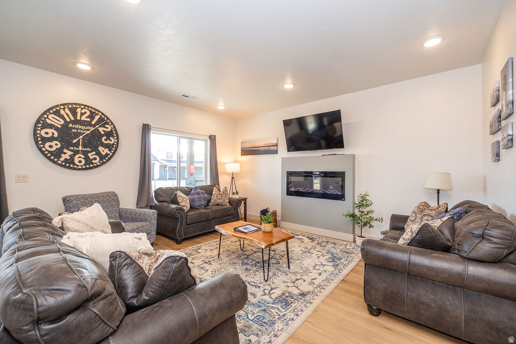 WATERDANCE - Residential