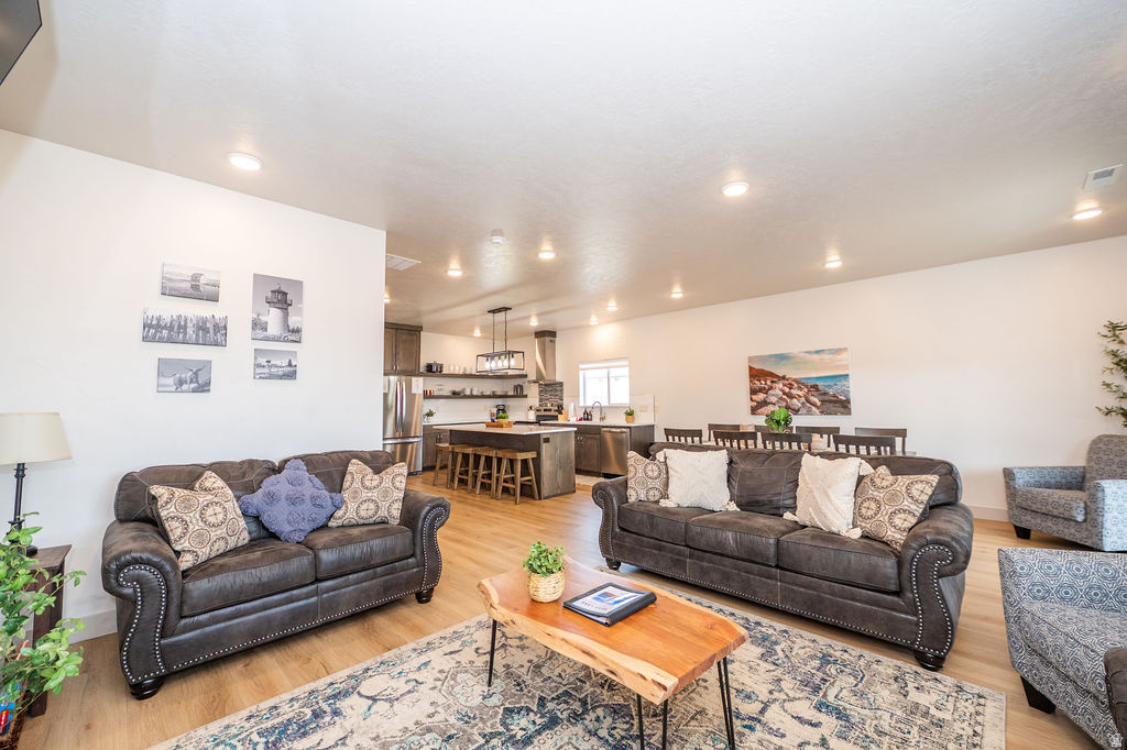 WATERDANCE - Residential