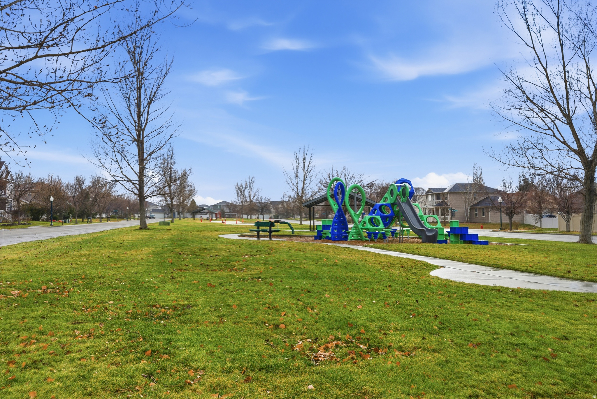 OVERLAKE ESTATES - Residential