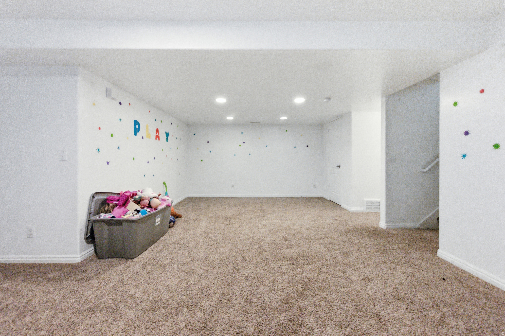 OVERLAKE ESTATES - Residential