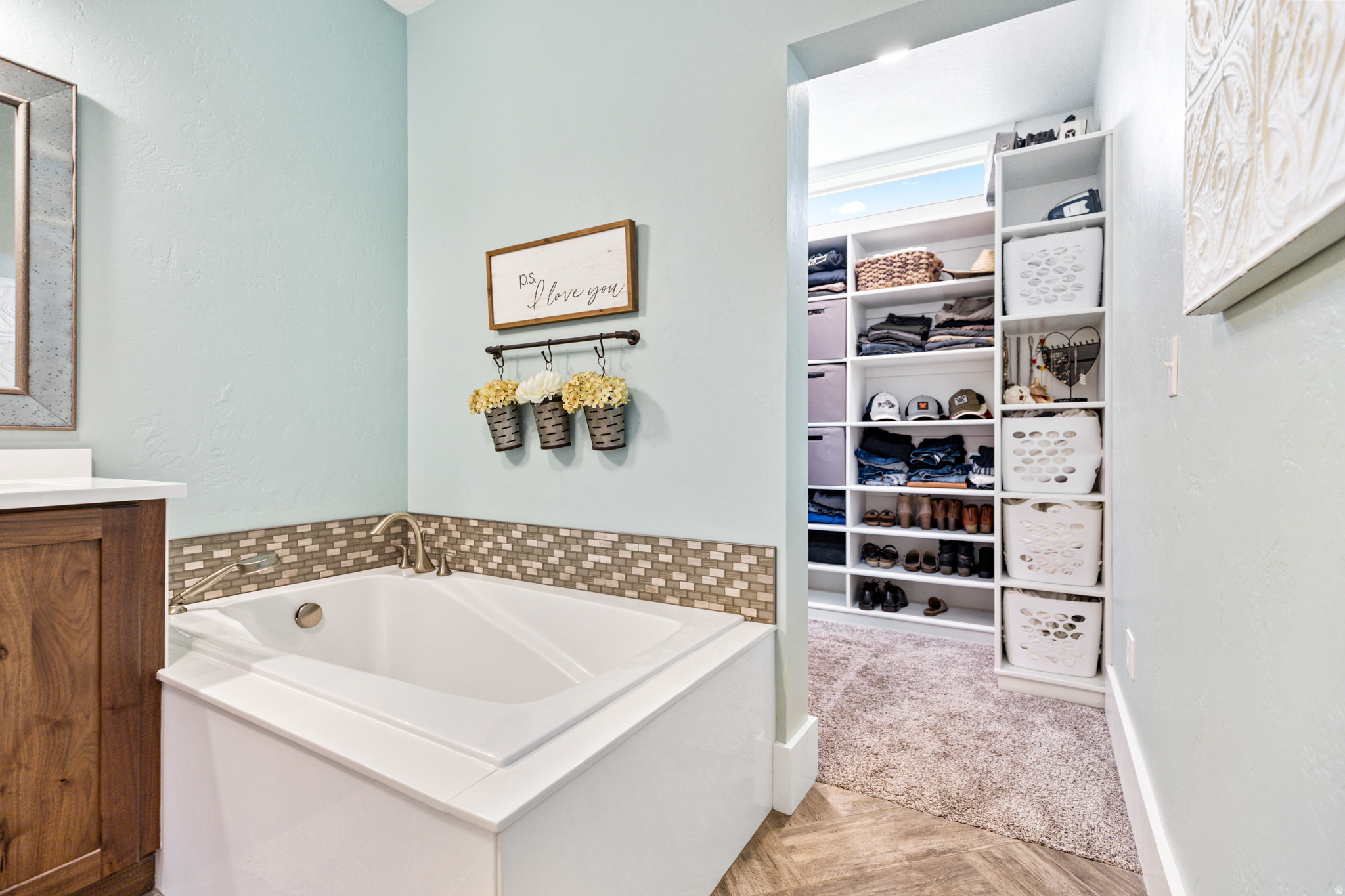 CHERRY CREEK HEIGHTS - Residential