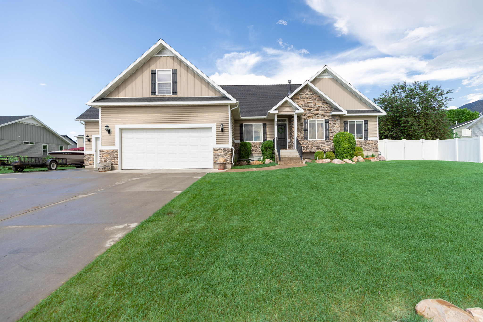 CHERRY CREEK HEIGHTS - Residential