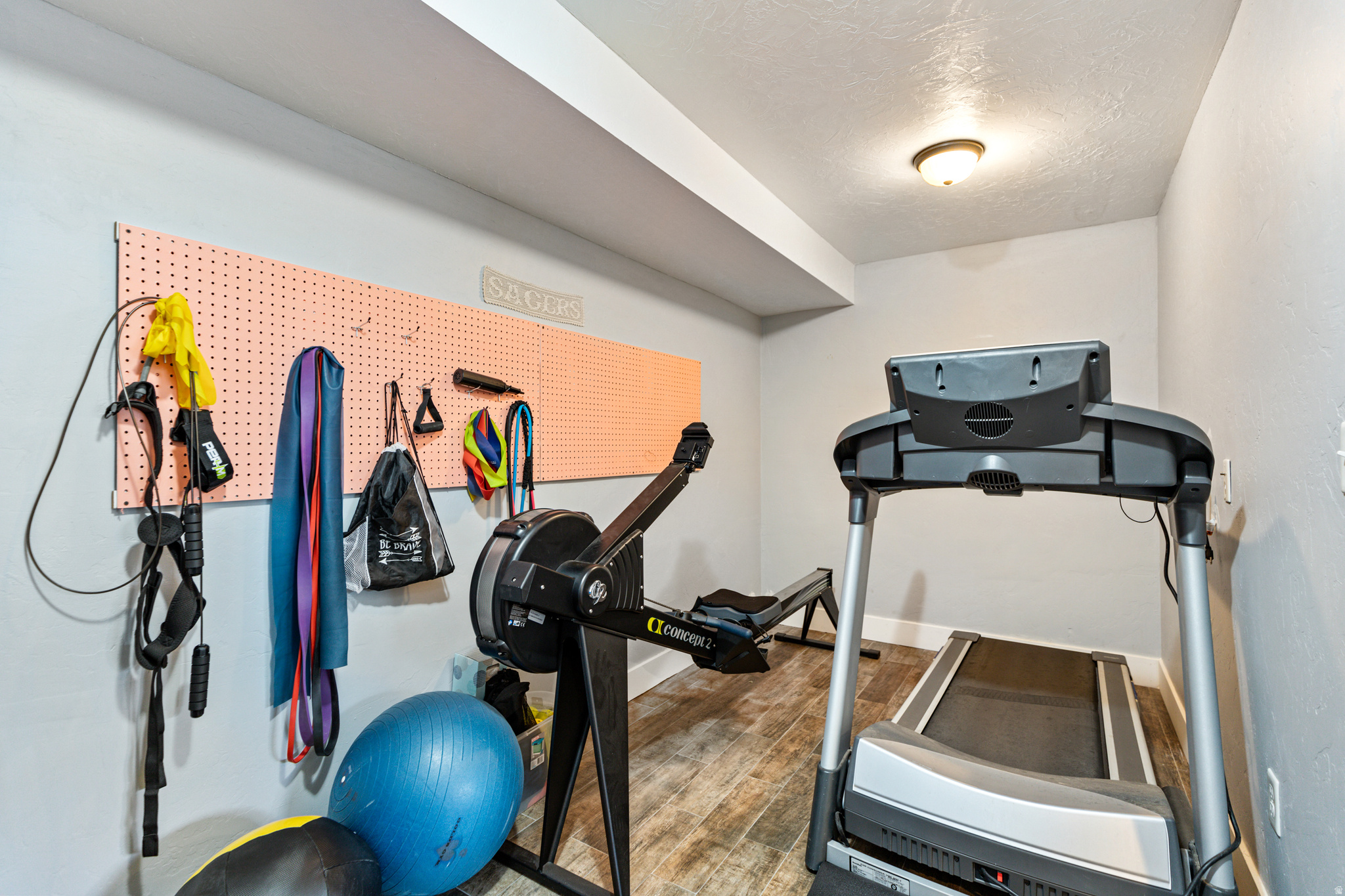 CHERRY CREEK HEIGHTS - Residential