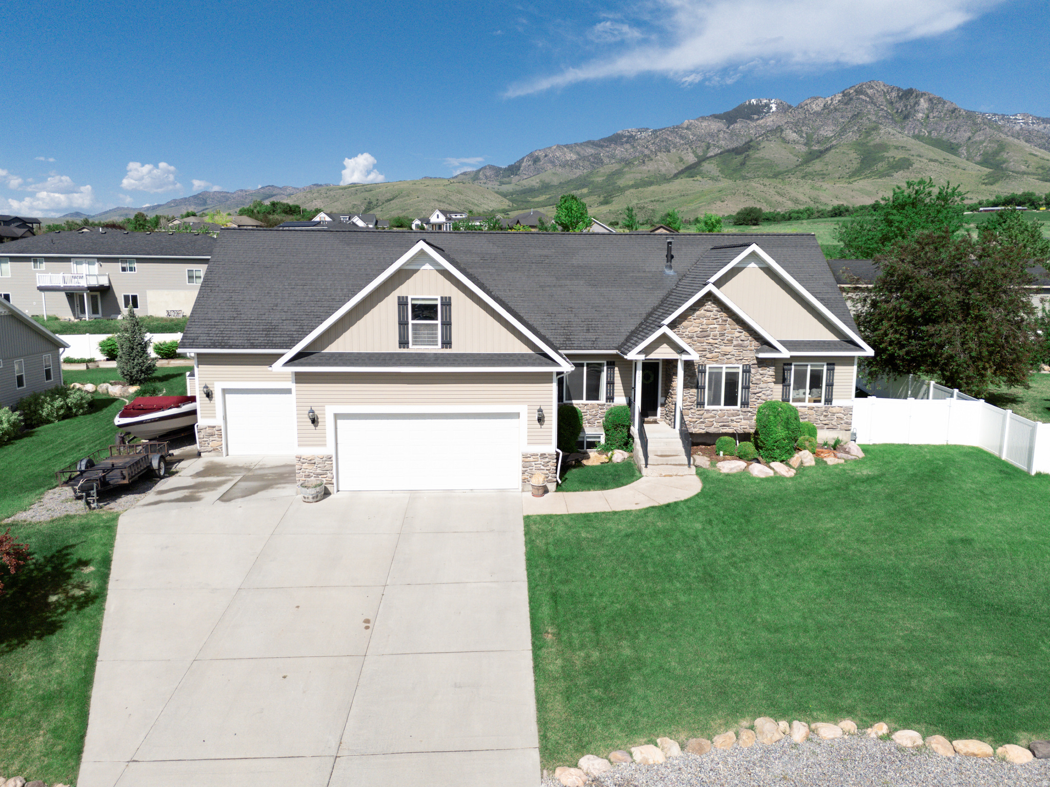 CHERRY CREEK HEIGHTS - Residential