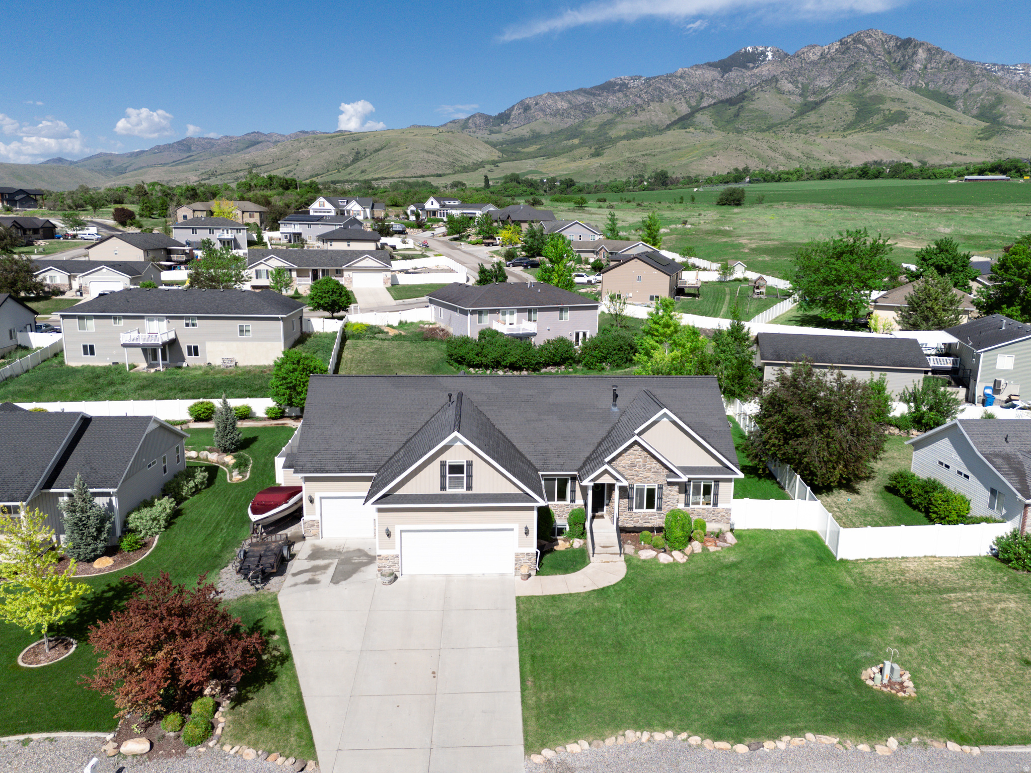 CHERRY CREEK HEIGHTS - Residential