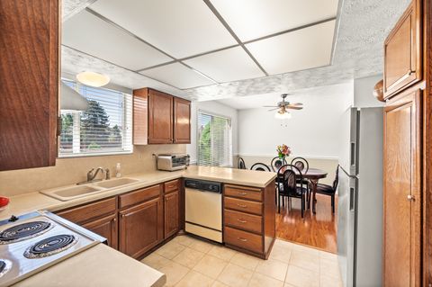 Tiny photo for 1650 E NICHOLE CIR, Sandy, UT 84093 (MLS # 2158301)