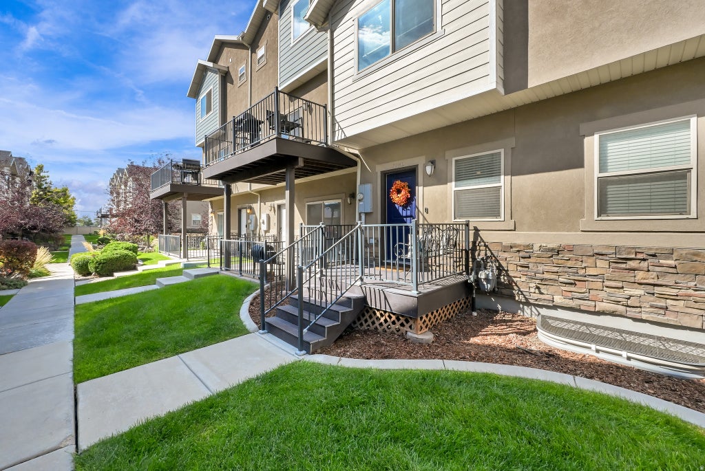 Photo of 3869 S 1630 W, West Valley City, UT 84119 (MLS # 2186096)