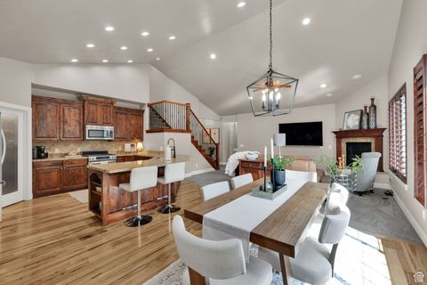 Tiny photo for 2161 LORITA WAY E, Cottonwood Heights, UT 84093 (MLS # 2112664)