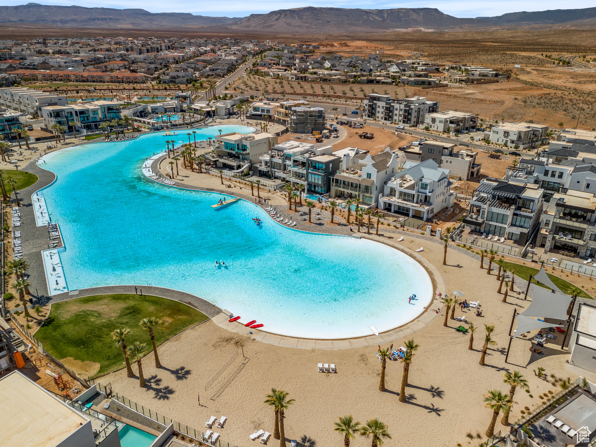 DESERT COLOR RESORT - Residential