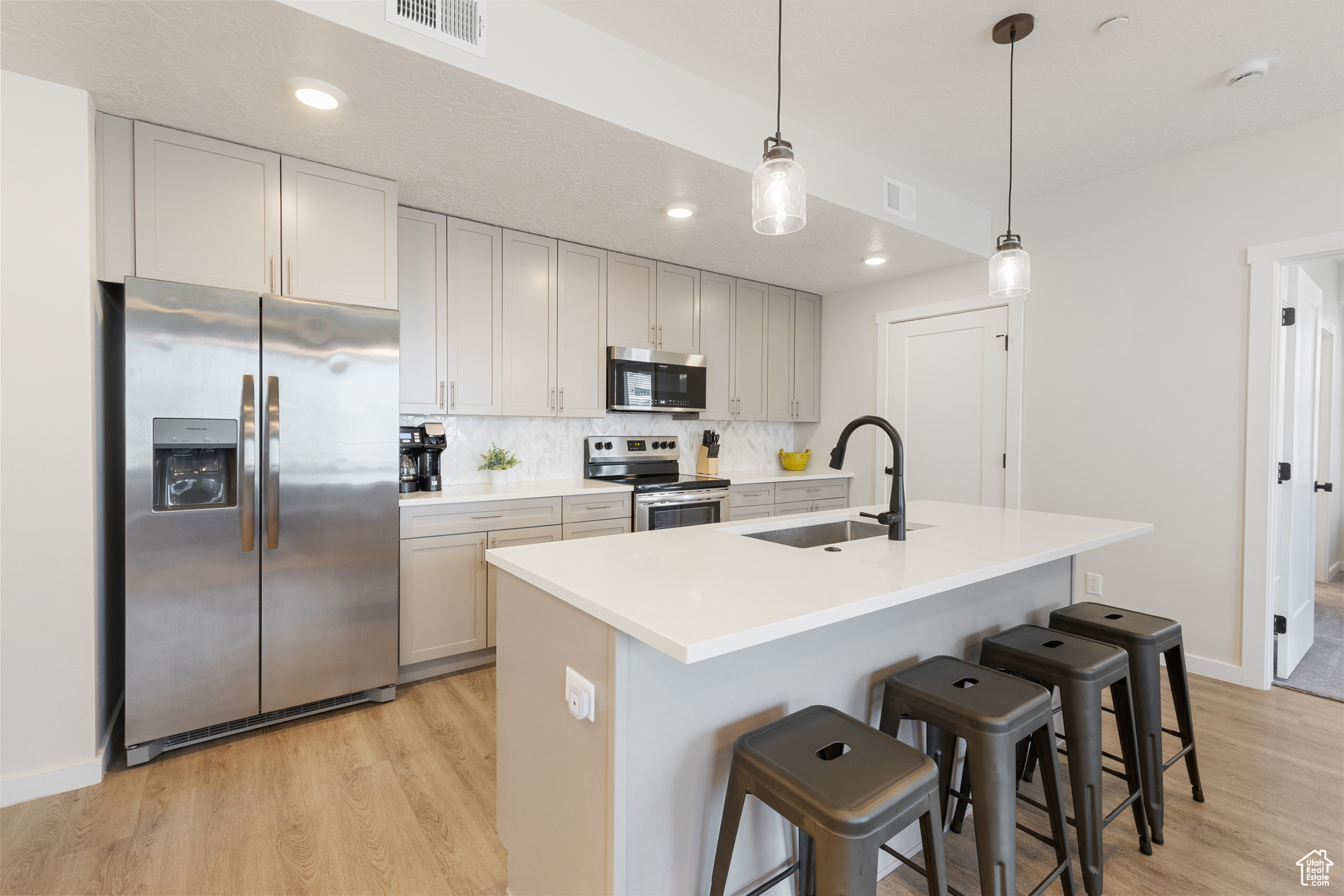 DESERT COLOR RESORT - Residential