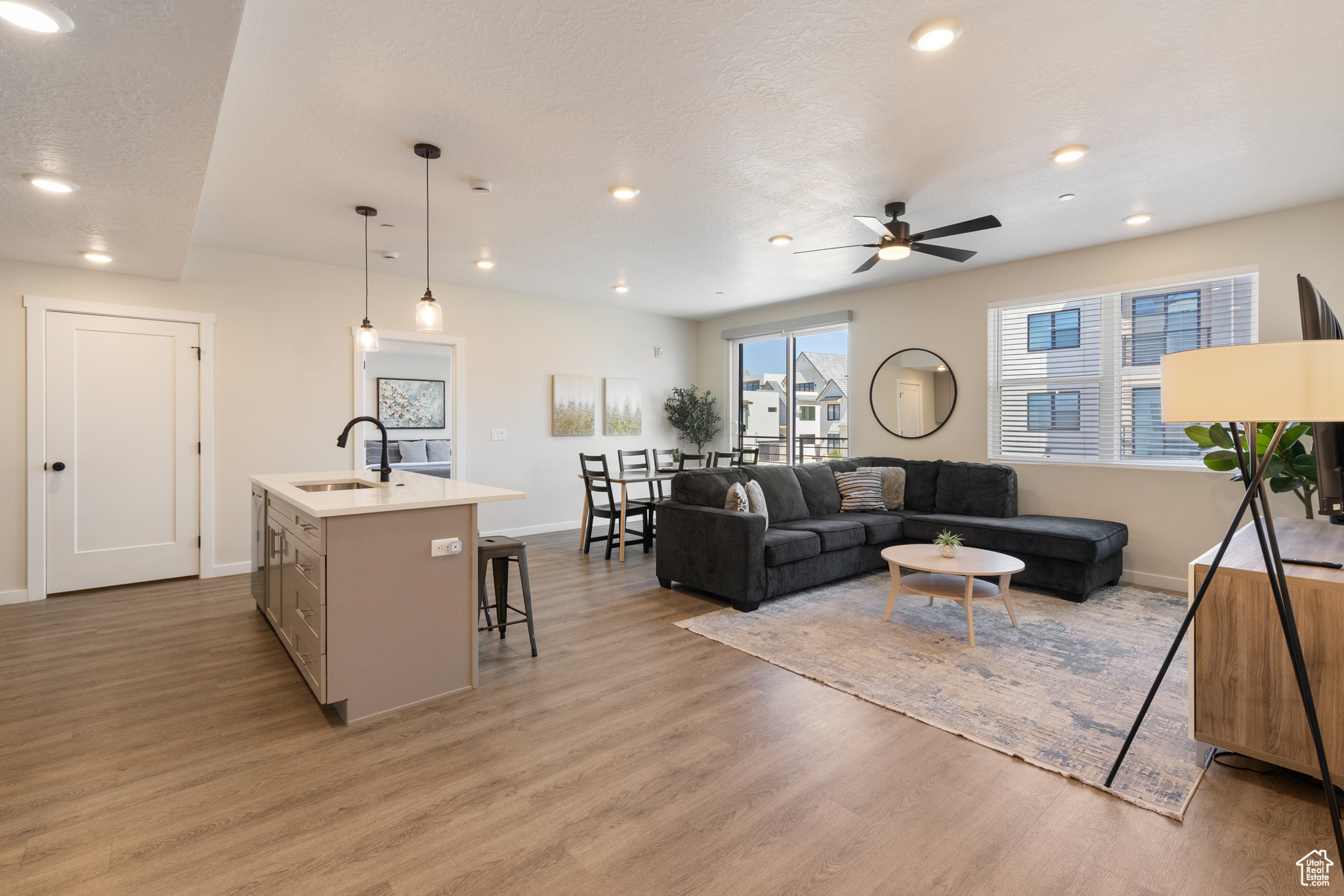 DESERT COLOR RESORT - Residential