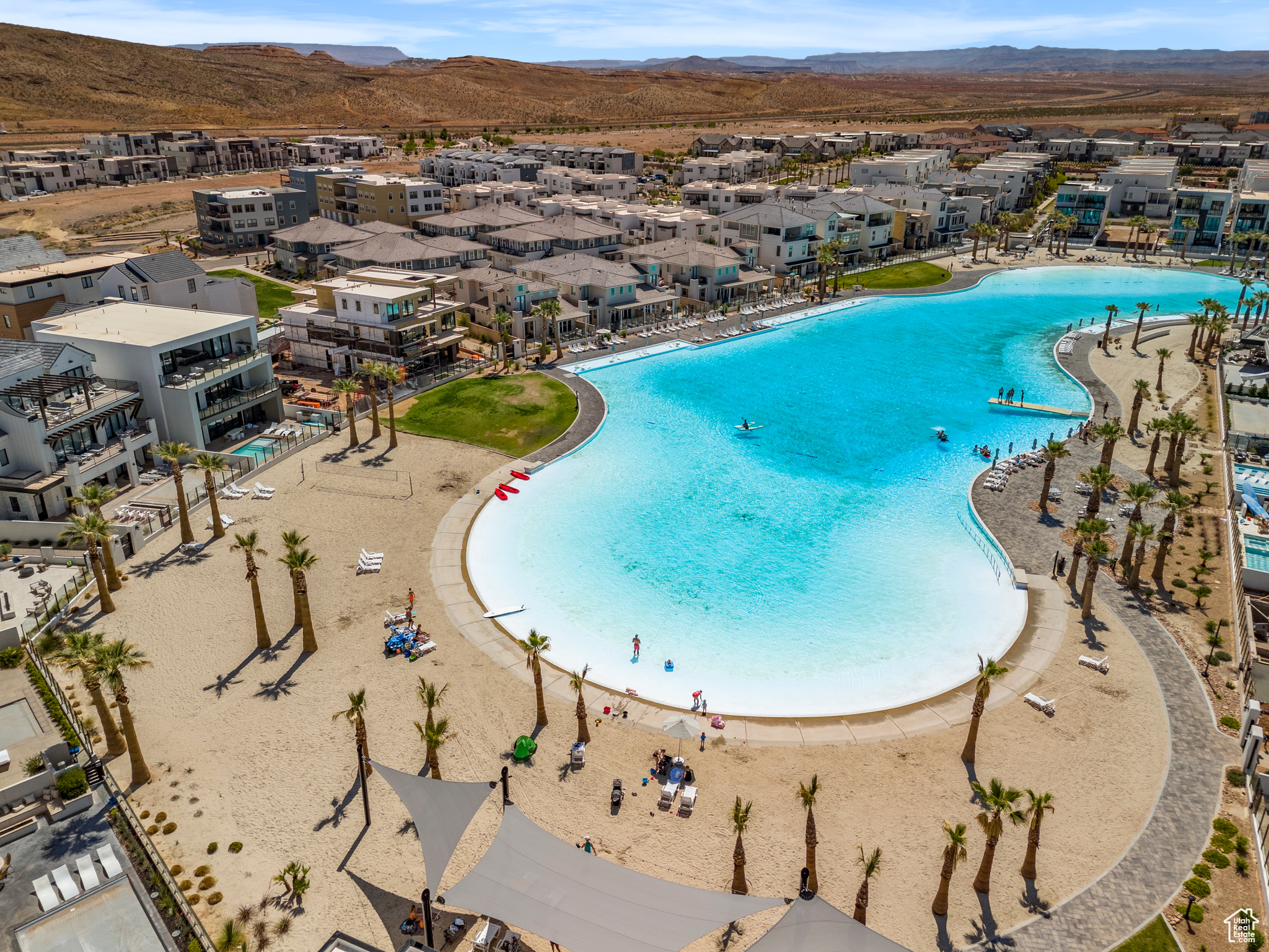 DESERT COLOR RESORT - Residential