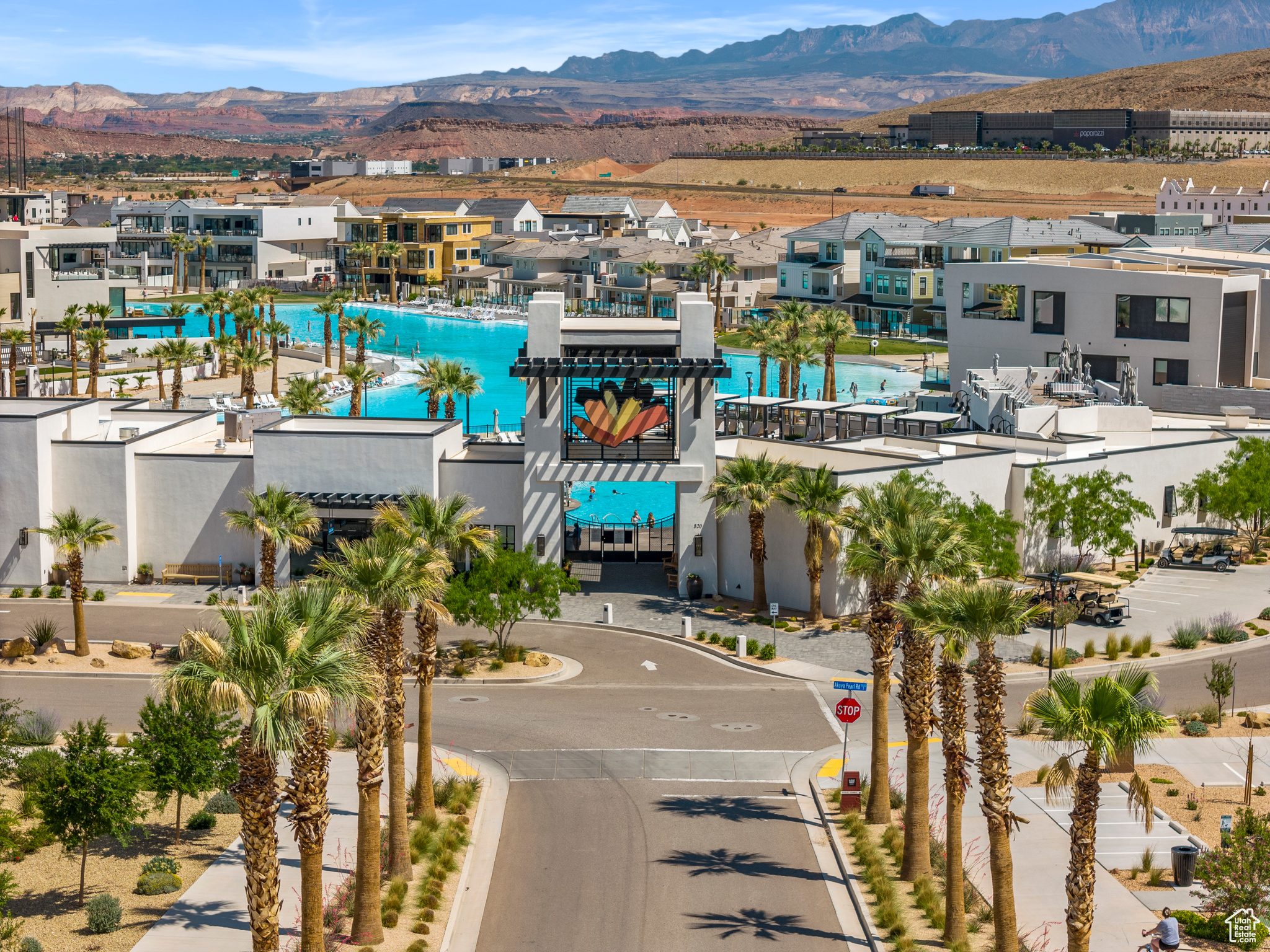 DESERT COLOR RESORT - Residential