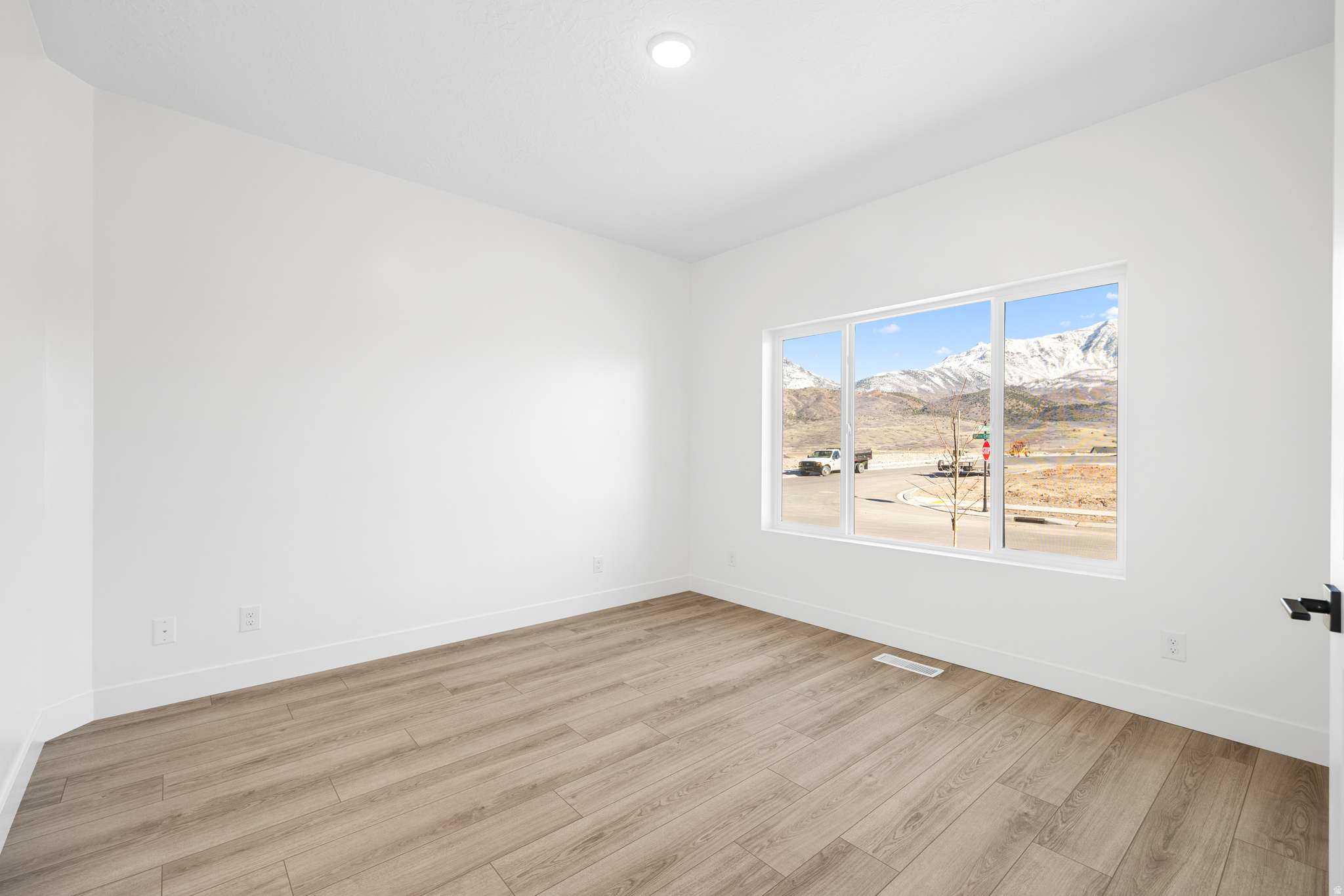 MELLOR AT SPANISH FORK - Residential